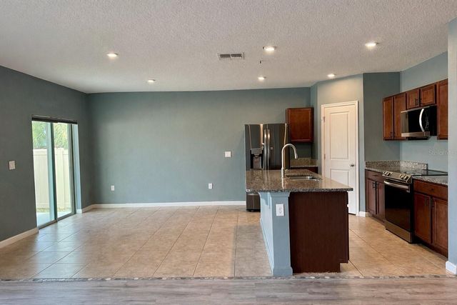 217 FIDDLEWOOD COURT, Davenport, FL 33837