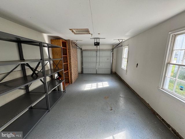 7918 EDINBURGH DR, Springfield, VA 22153