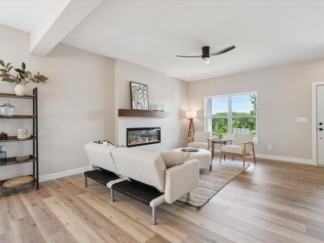 1172 Kona Circle, Coralville, IA 52241