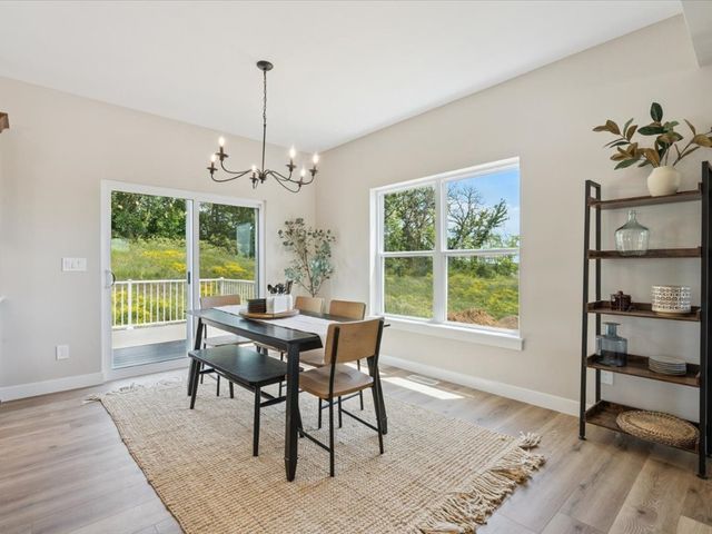 1172 Kona Circle, Coralville, IA 52241