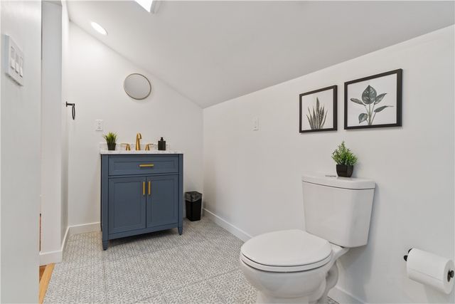 1240 Butterfield Way, Central North Side, PA 15212