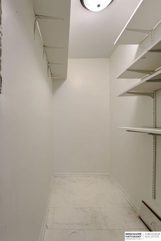 1003 S 42nd Street, Omaha, NE 68105