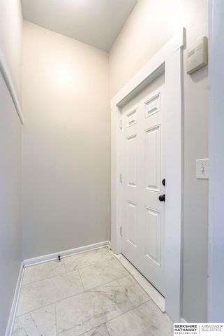 1003 S 42nd Street, Omaha, NE 68105