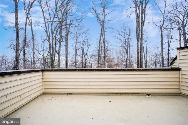 3799 RAINIER DR, Fairfax, VA 22033