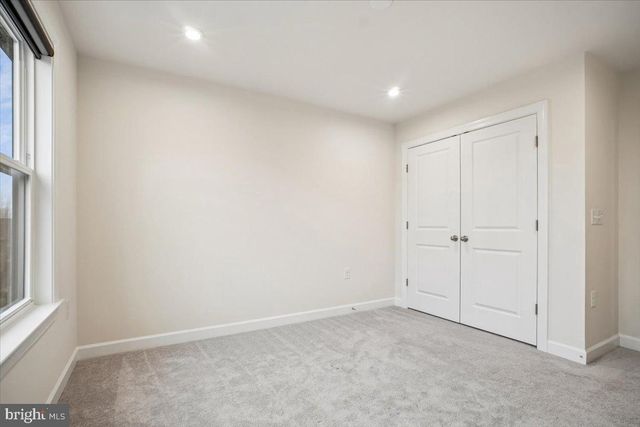 3799 RAINIER DR, Fairfax, VA 22033