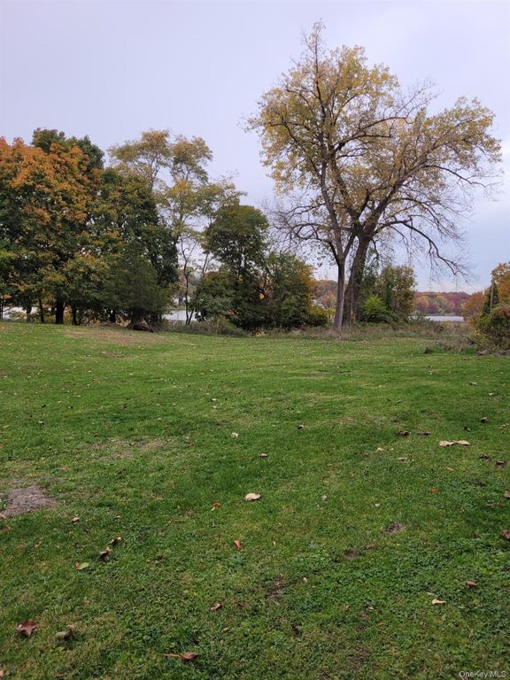 249 Kings Ferry Road, Verplanck, NY 10596
