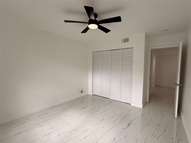 560 S S Park 26-7, Hollywood, FL 33021
