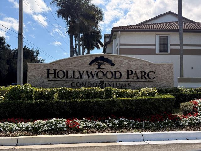 560 S S Park 26-7, Hollywood, FL 33021