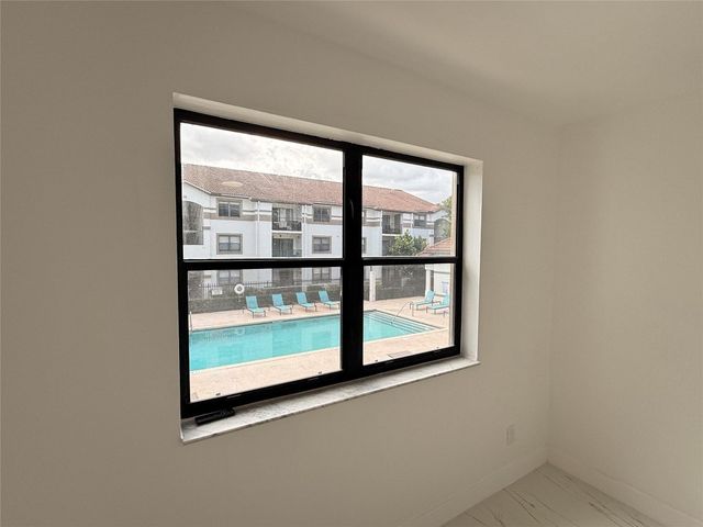 560 S S Park 26-7, Hollywood, FL 33021