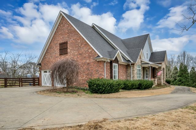 2080 Nashville Hwy, Columbia, TN 38401