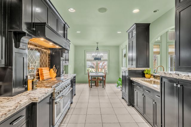 2080 Nashville Hwy, Columbia, TN 38401