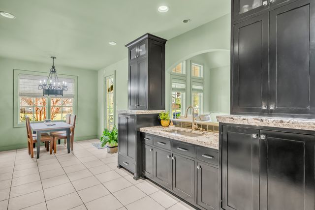 2080 Nashville Hwy, Columbia, TN 38401