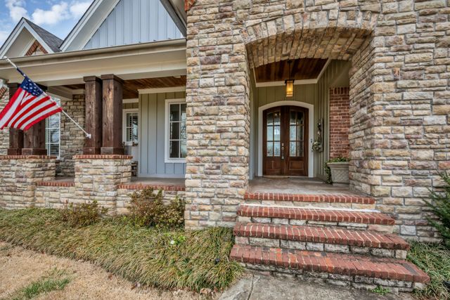 2080 Nashville Hwy, Columbia, TN 38401