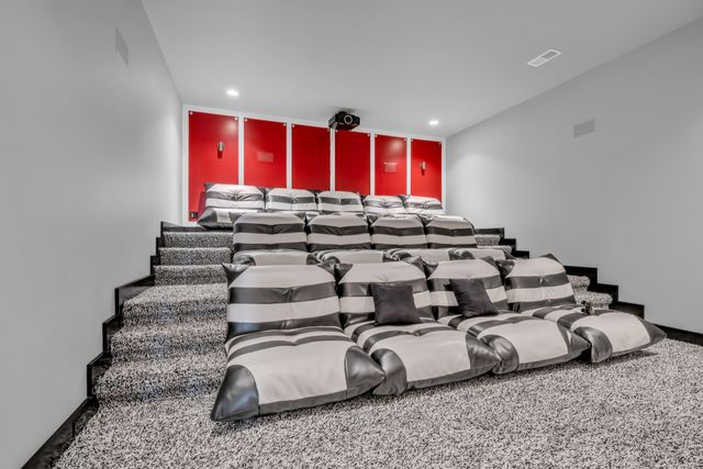 2080 Nashville Hwy, Columbia, TN 38401