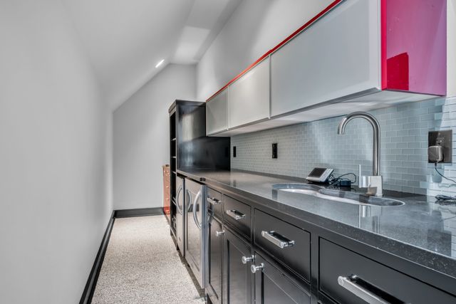 2080 Nashville Hwy, Columbia, TN 38401