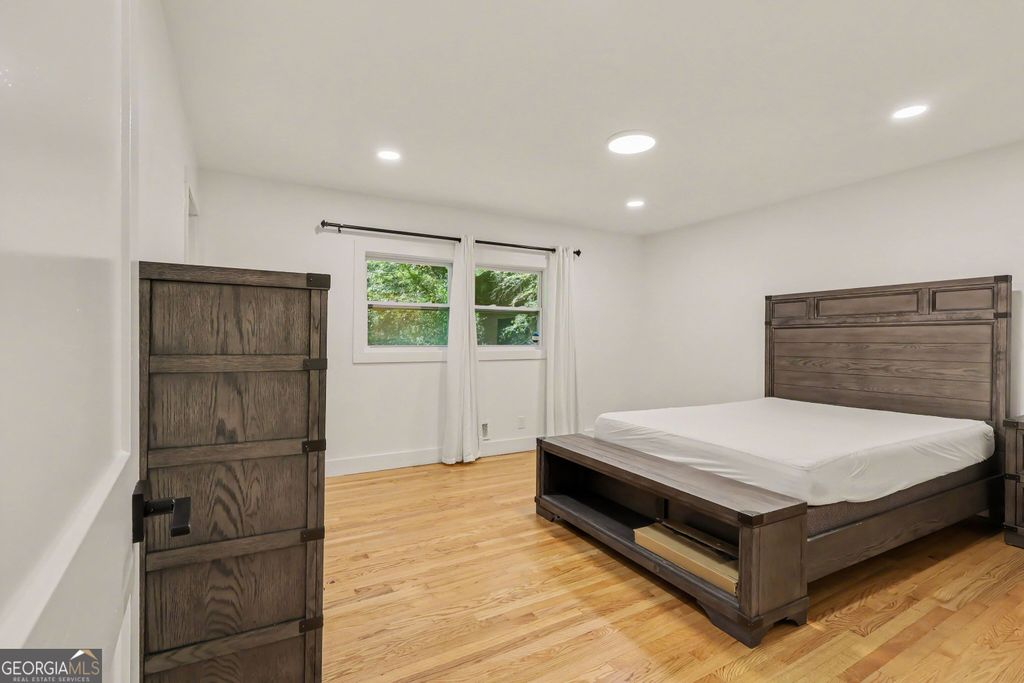 2800 Duke of Gloucester Street, Atlanta, GA 30344 — photo 4