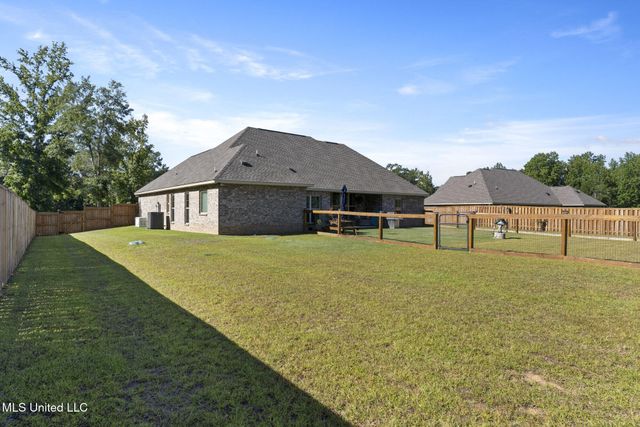 134 N Slade Road, Sumrall, MS 39482