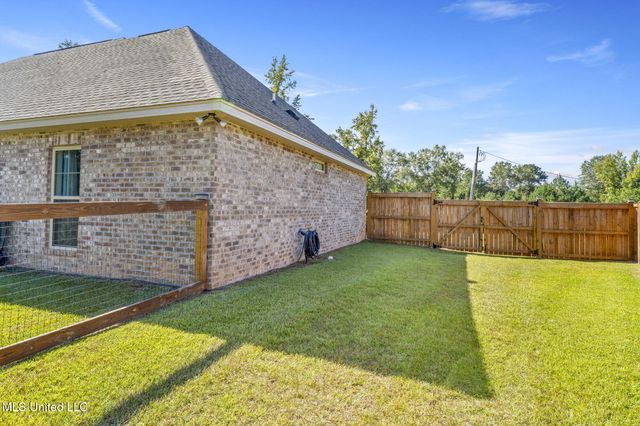 134 N Slade Road, Sumrall, MS 39482