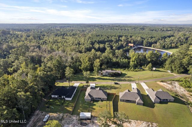 134 N Slade Road, Sumrall, MS 39482
