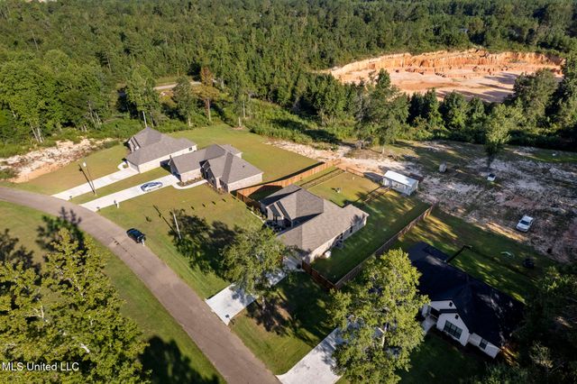 134 N Slade Road, Sumrall, MS 39482