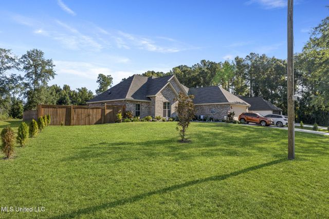 134 N Slade Road, Sumrall, MS 39482