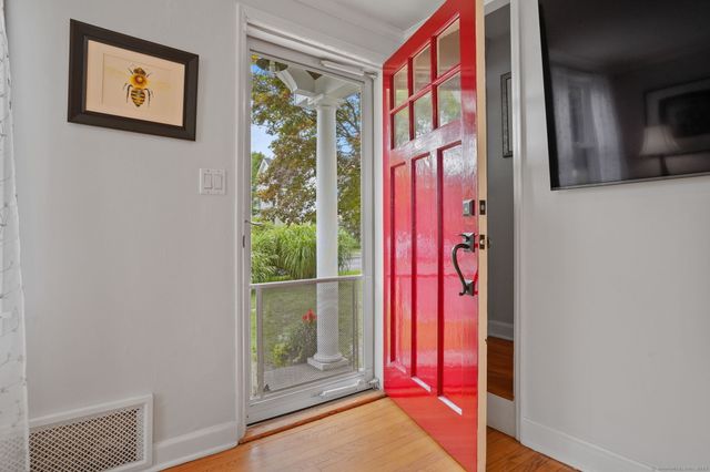 7 High Gate Road, Westport, CT 06880