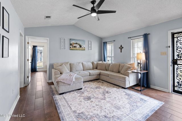 6531 Kristen Drive, Olive Branch, MS 38654