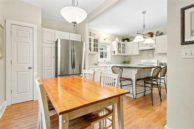 862 Saint Joseph Street, South Haven, MI 49090