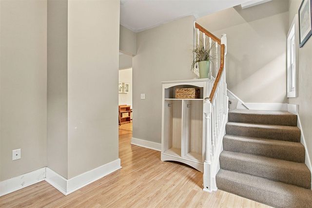862 Saint Joseph Street, South Haven, MI 49090