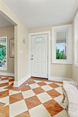 862 Saint Joseph Street, South Haven, MI 49090