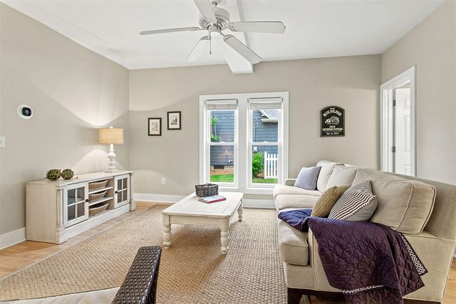 862 Saint Joseph Street, South Haven, MI 49090