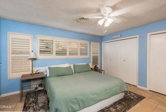 6800 Redwing Court, Bakersfield, CA 93309