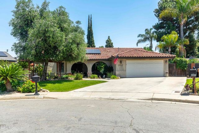 6800 Redwing Court, Bakersfield, CA 93309
