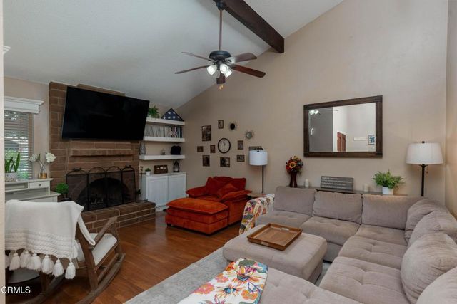 6800 Redwing Court, Bakersfield, CA 93309