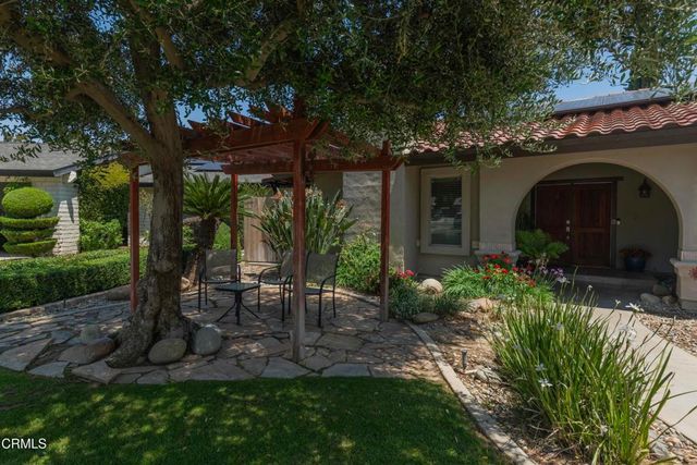 6800 Redwing Court, Bakersfield, CA 93309