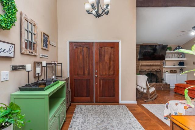 6800 Redwing Court, Bakersfield, CA 93309