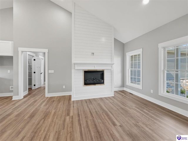 87 Betty Boyd Lane, Brandenburg, KY 40108