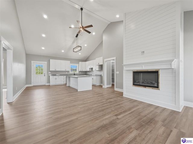 87 Betty Boyd Lane, Brandenburg, KY 40108