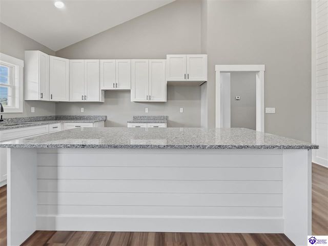 87 Betty Boyd Lane, Brandenburg, KY 40108