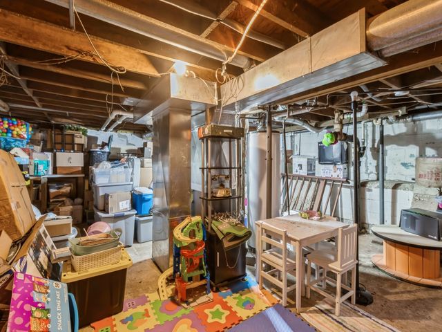 506 S Freeman Street, Indianola, IA 50125