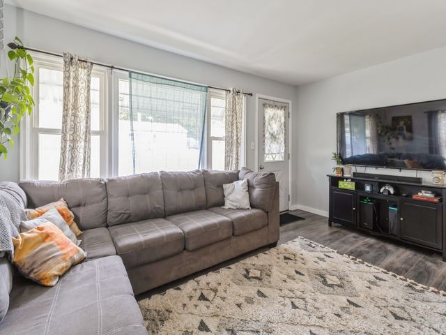 506 S Freeman Street, Indianola, IA 50125