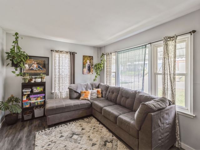 506 S Freeman Street, Indianola, IA 50125