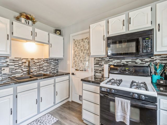 506 S Freeman Street, Indianola, IA 50125