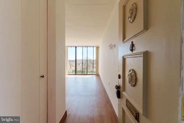 529 PLAYA DEL SOL RD, Cherry Hill, NJ 08002