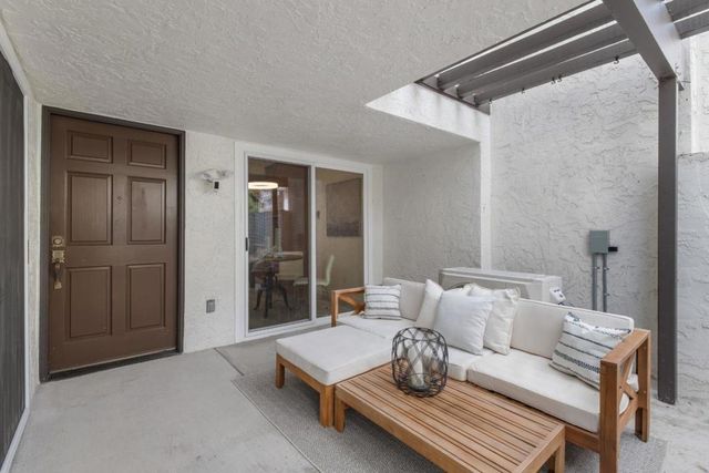 19861 Portal Plaza, Cupertino, CA 95014