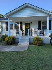 611 Cheyenne Ct, Smyrna, TN 37167