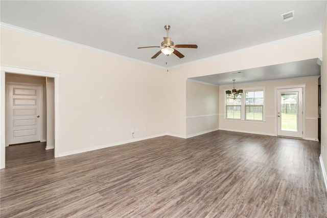 8590 Oak Hill Drive, Semmes, AL 36575