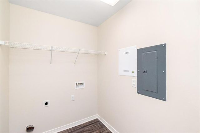 8590 Oak Hill Drive, Semmes, AL 36575