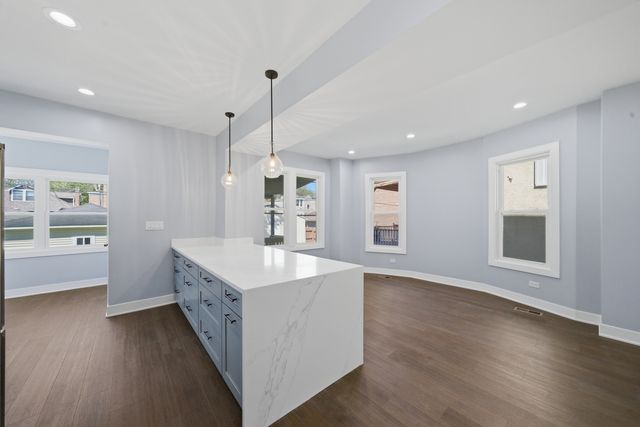 4840 N Lawndale Avenue, Chicago, IL 60625
