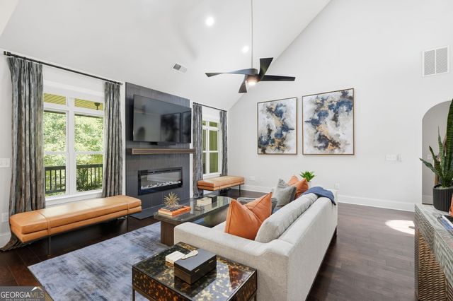 160 Archstone Square, Mcdonough, GA 30253